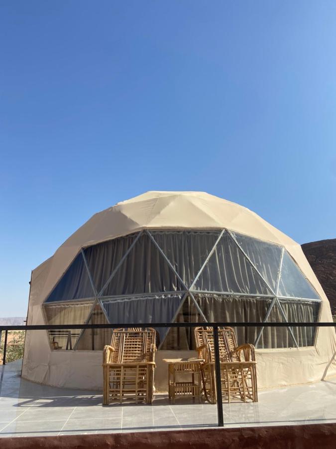 Bilal Luxury Camp Hotell Wadi Rum Exteriör bild