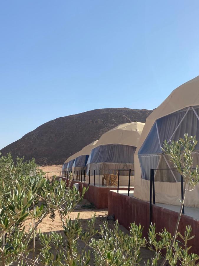 Bilal Luxury Camp Hotell Wadi Rum Exteriör bild