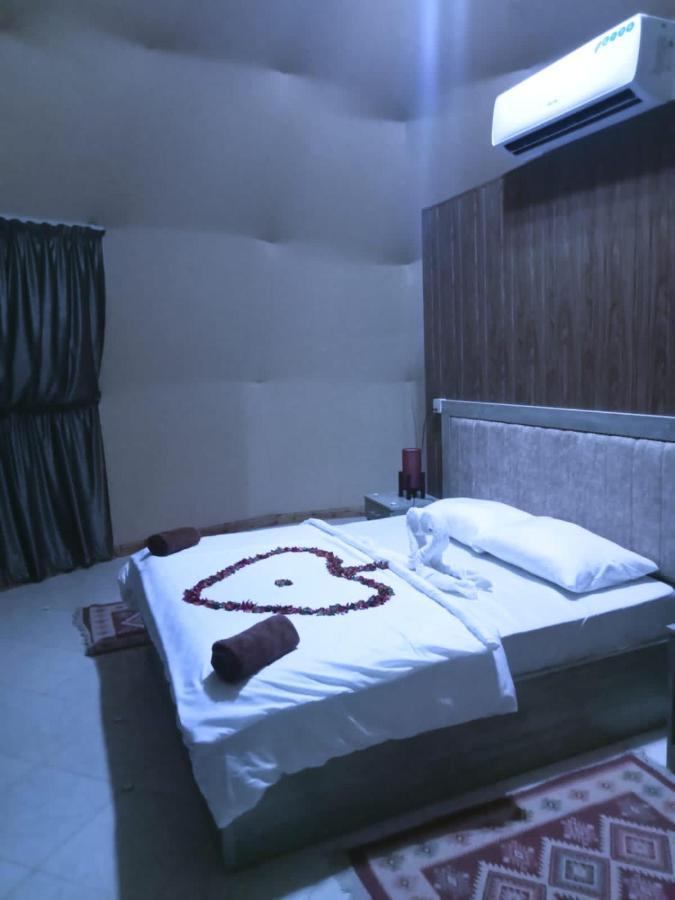 Bilal Luxury Camp Hotell Wadi Rum Exteriör bild