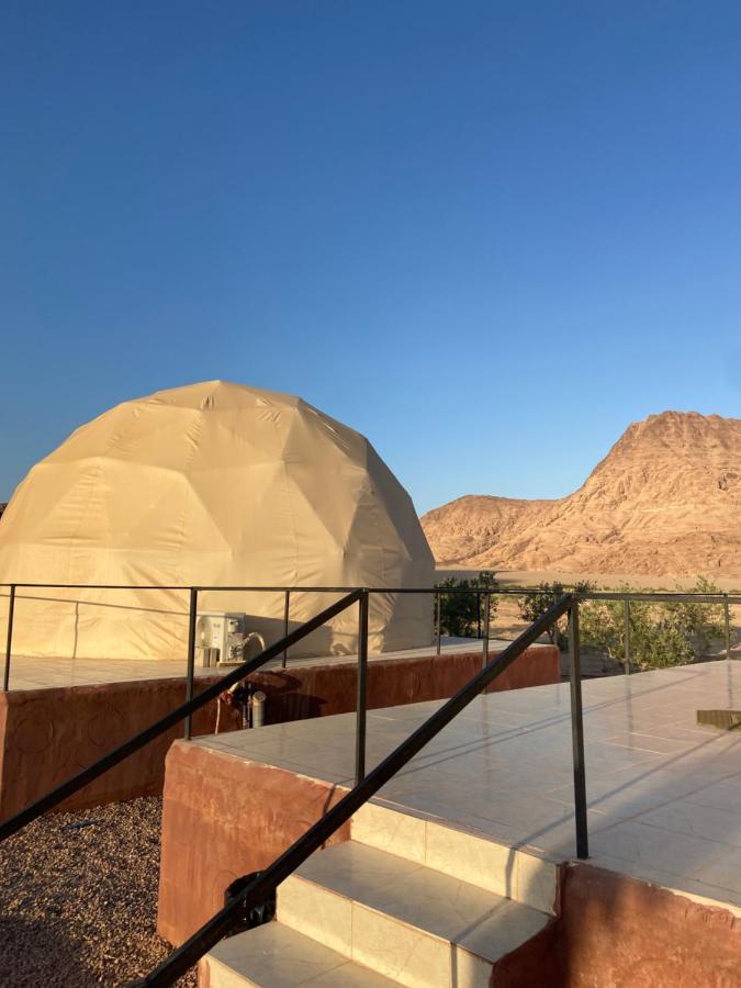Bilal Luxury Camp Hotell Wadi Rum Exteriör bild