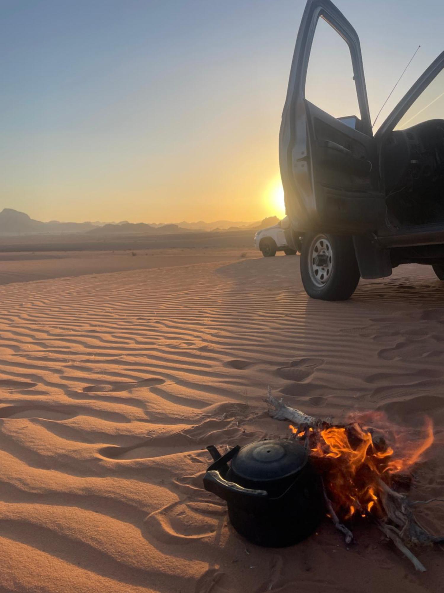 Bilal Luxury Camp Hotell Wadi Rum Exteriör bild