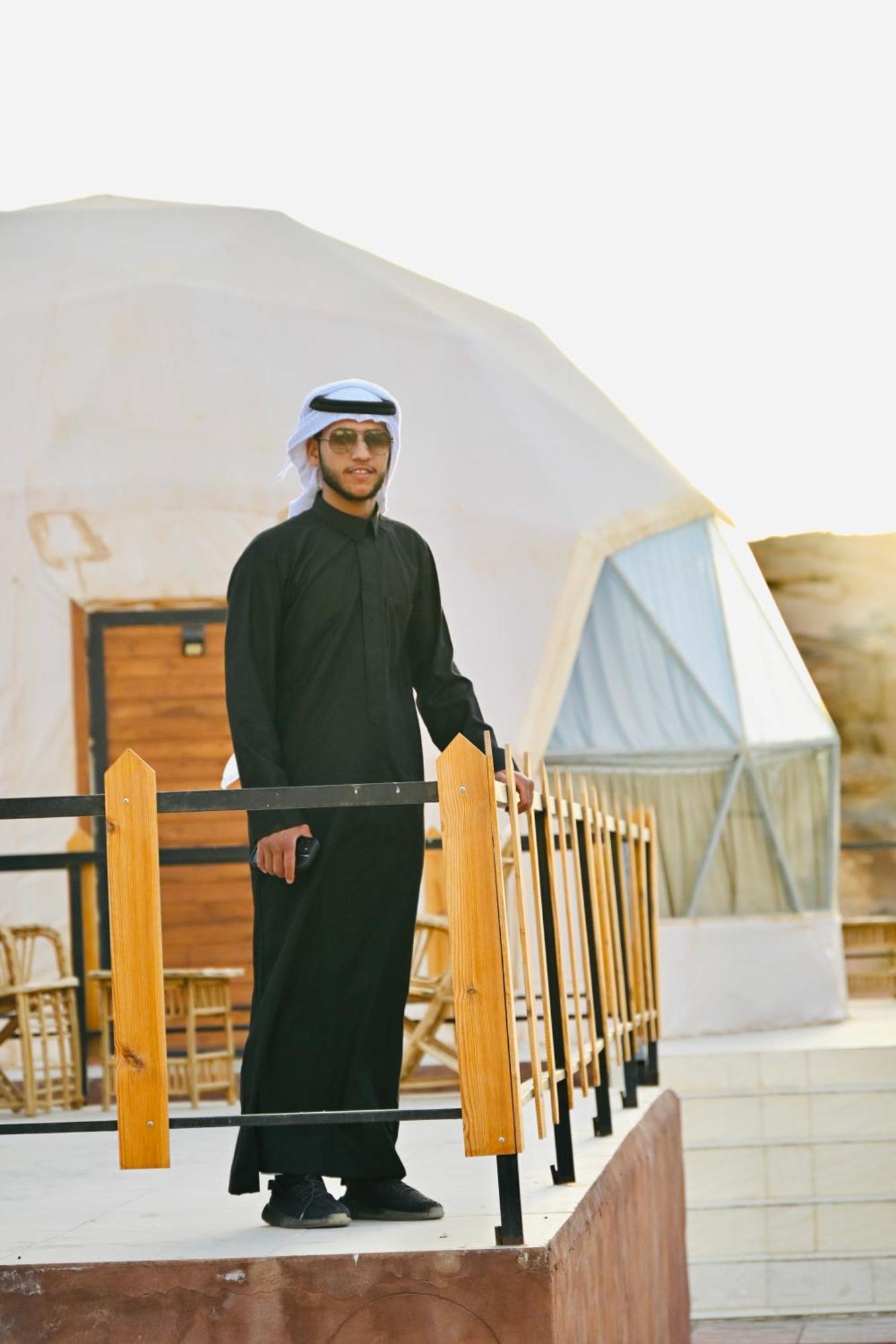 Bilal Luxury Camp Hotell Wadi Rum Exteriör bild